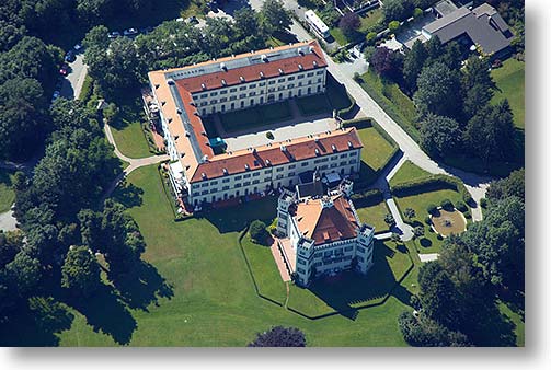 Schloss Possenhofen.jpg